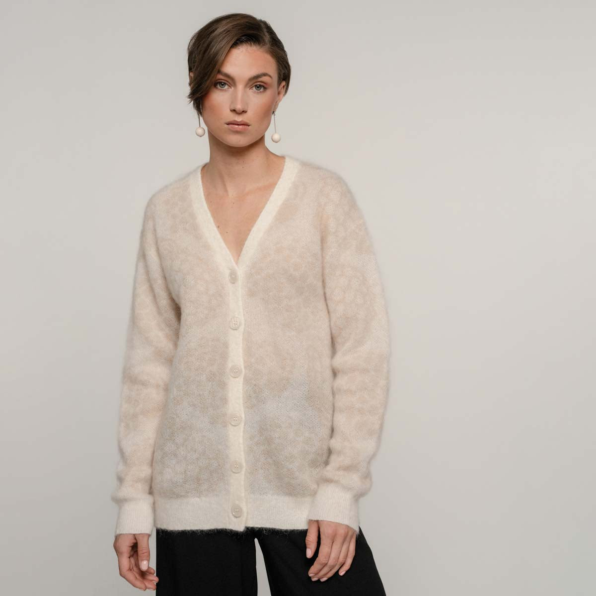 Iiris cardigan, Pässi, natural white