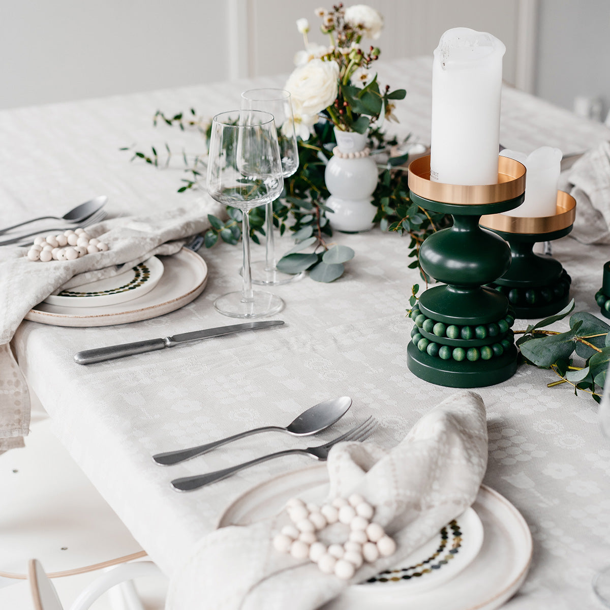 Tsaaritar candleholder, moss green