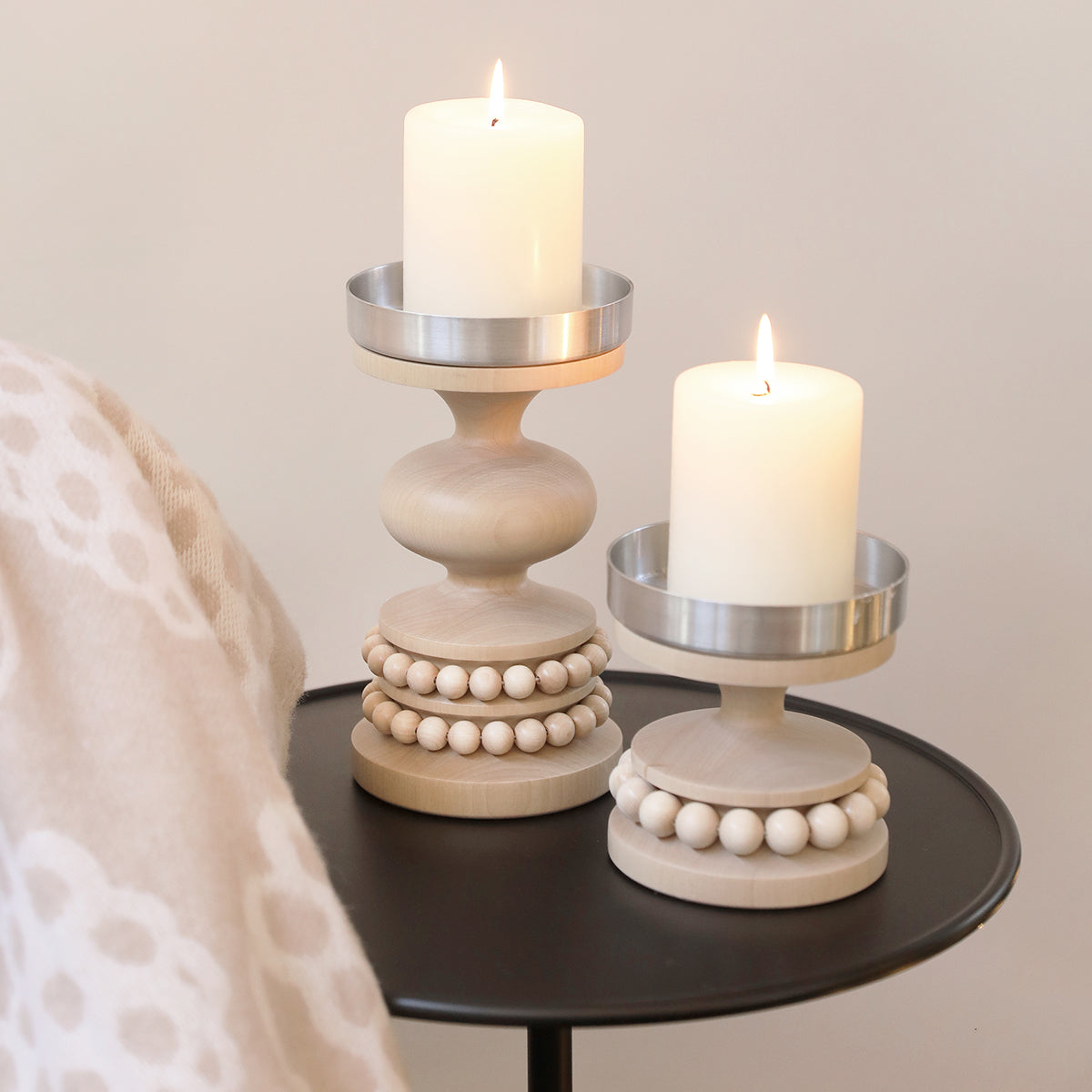 Ruustinna candleholder, varnished wood
