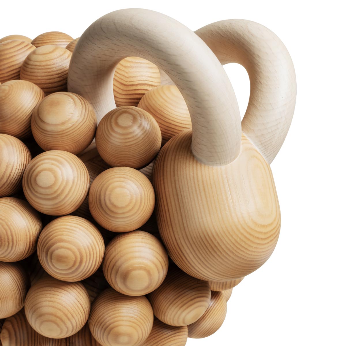 Juhlapässi sculpture, varnished wood