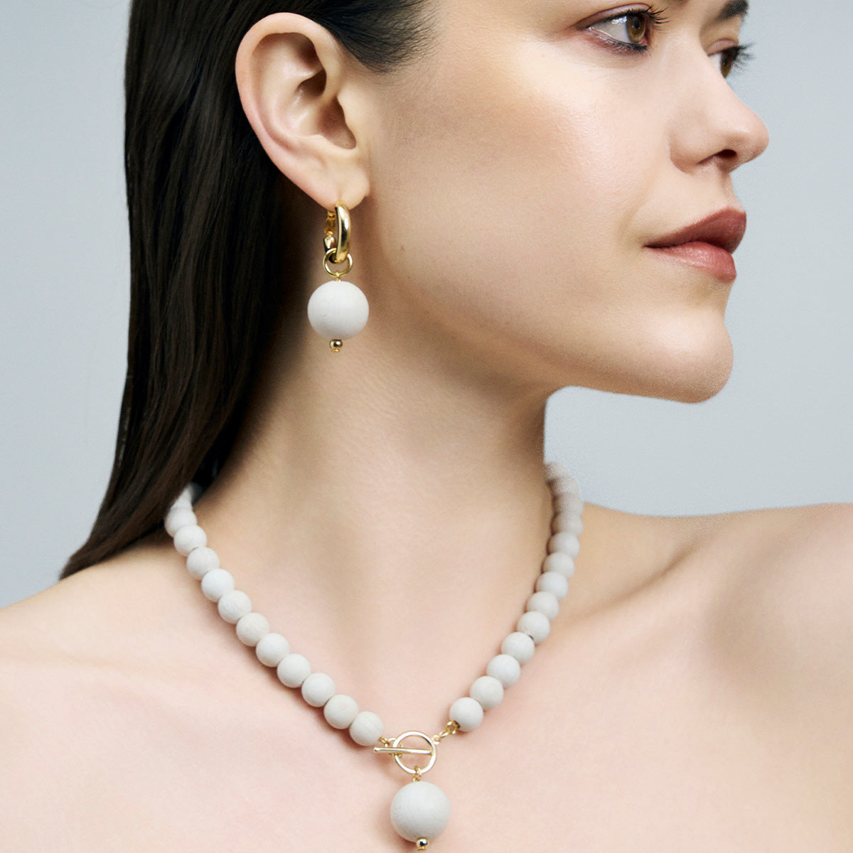 Valma necklace, ecru and gold