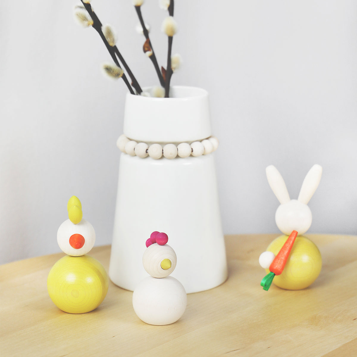 Kananen table decoration, yellow