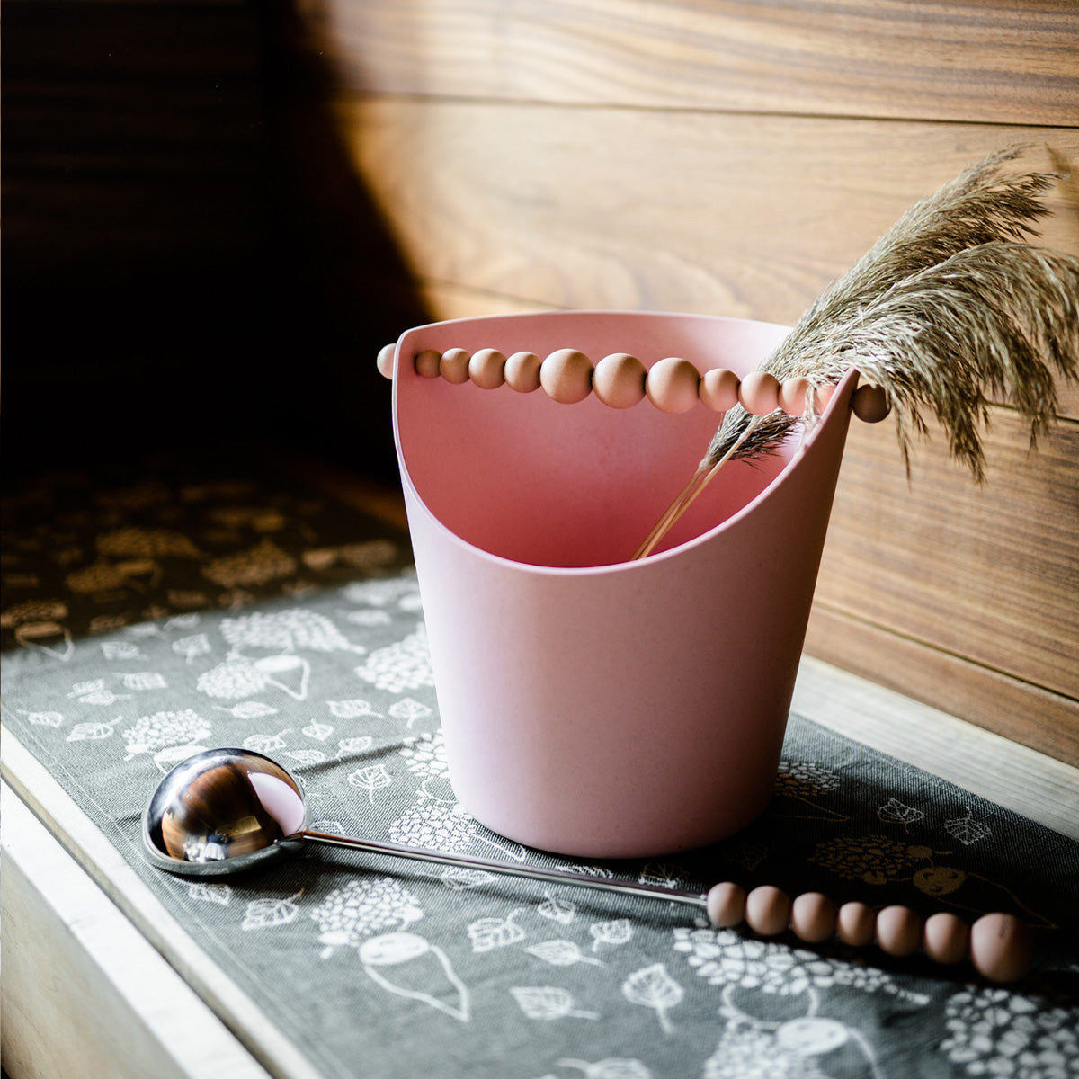 Nuppu sauna ladle, silver and pink