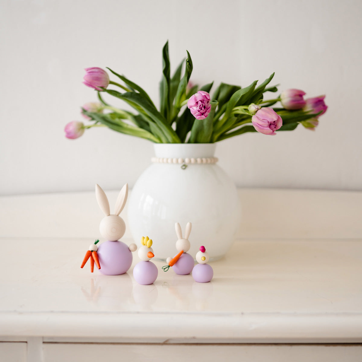 Kukkonen table decoration, orange