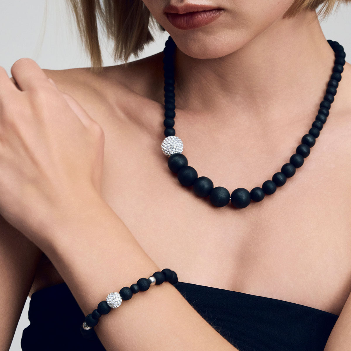Glow bracelet, black
