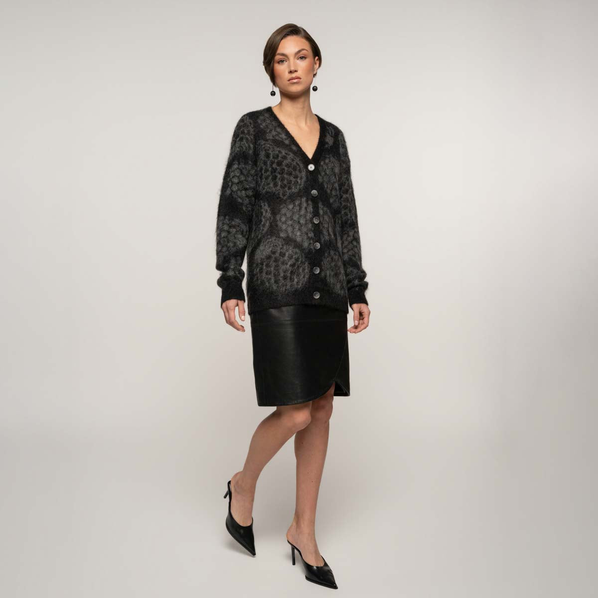 Iiris cardigan, Pässi, black