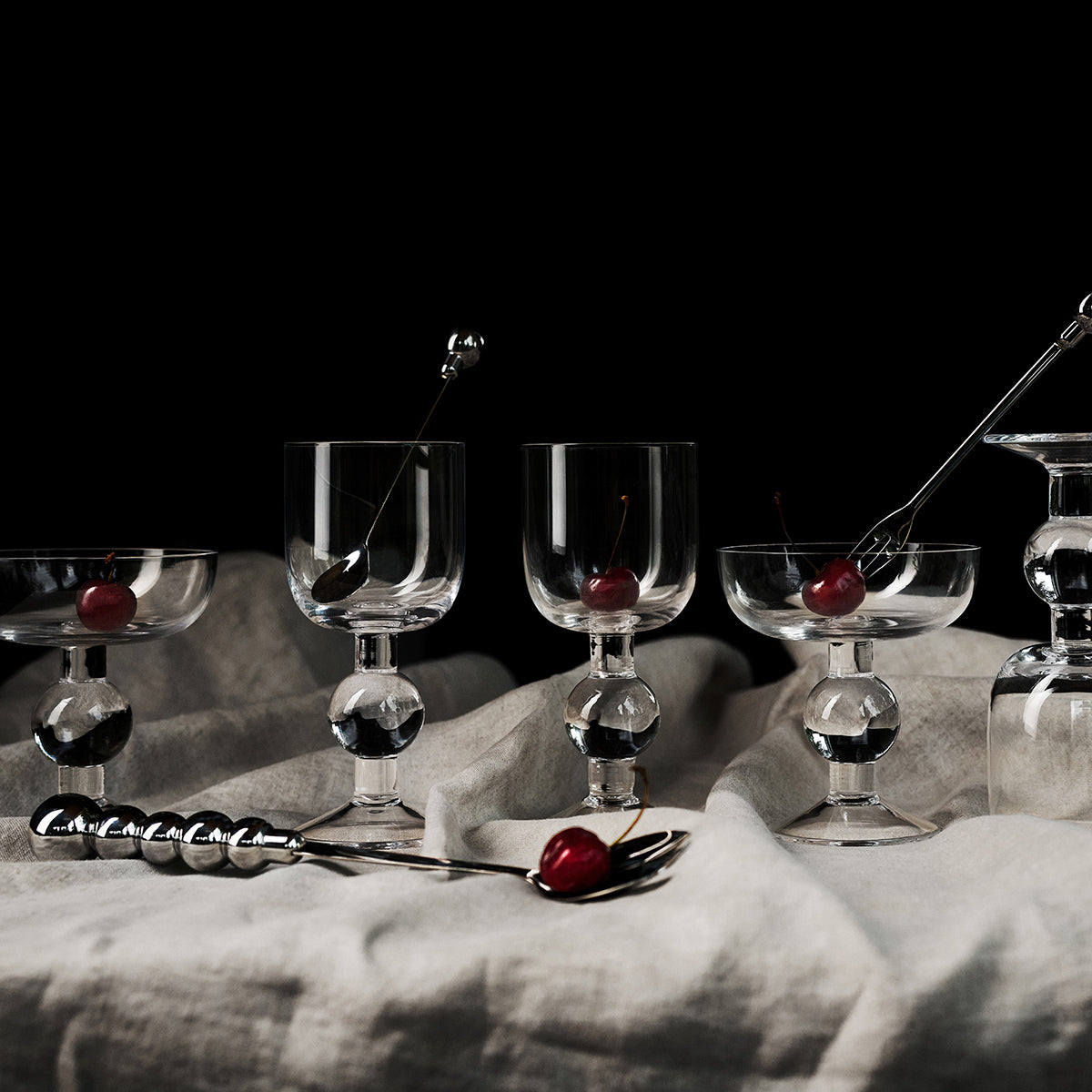 Kupla wine glass, clear, 30 cl, 2 pcs