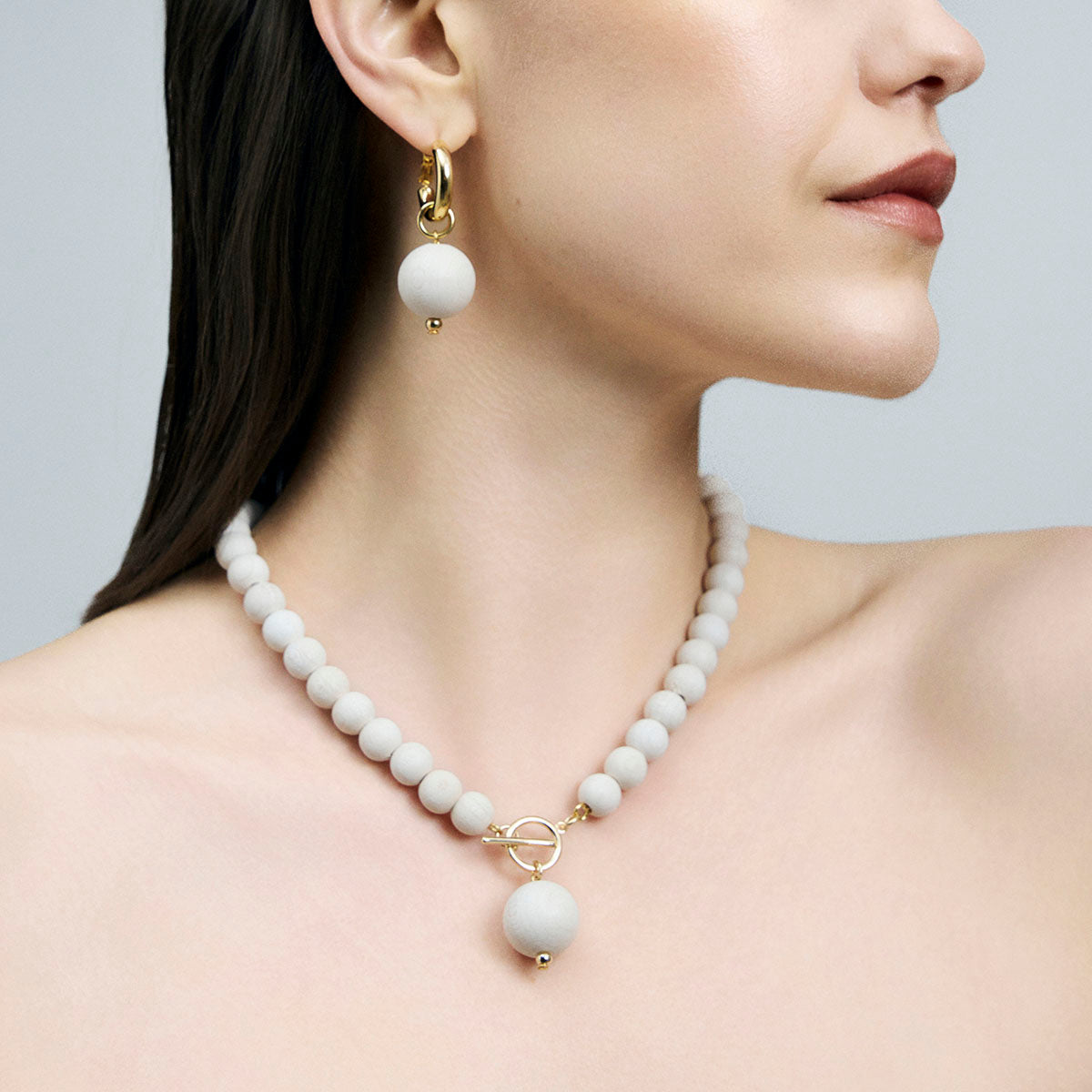 Valma earrings, ecru and gold