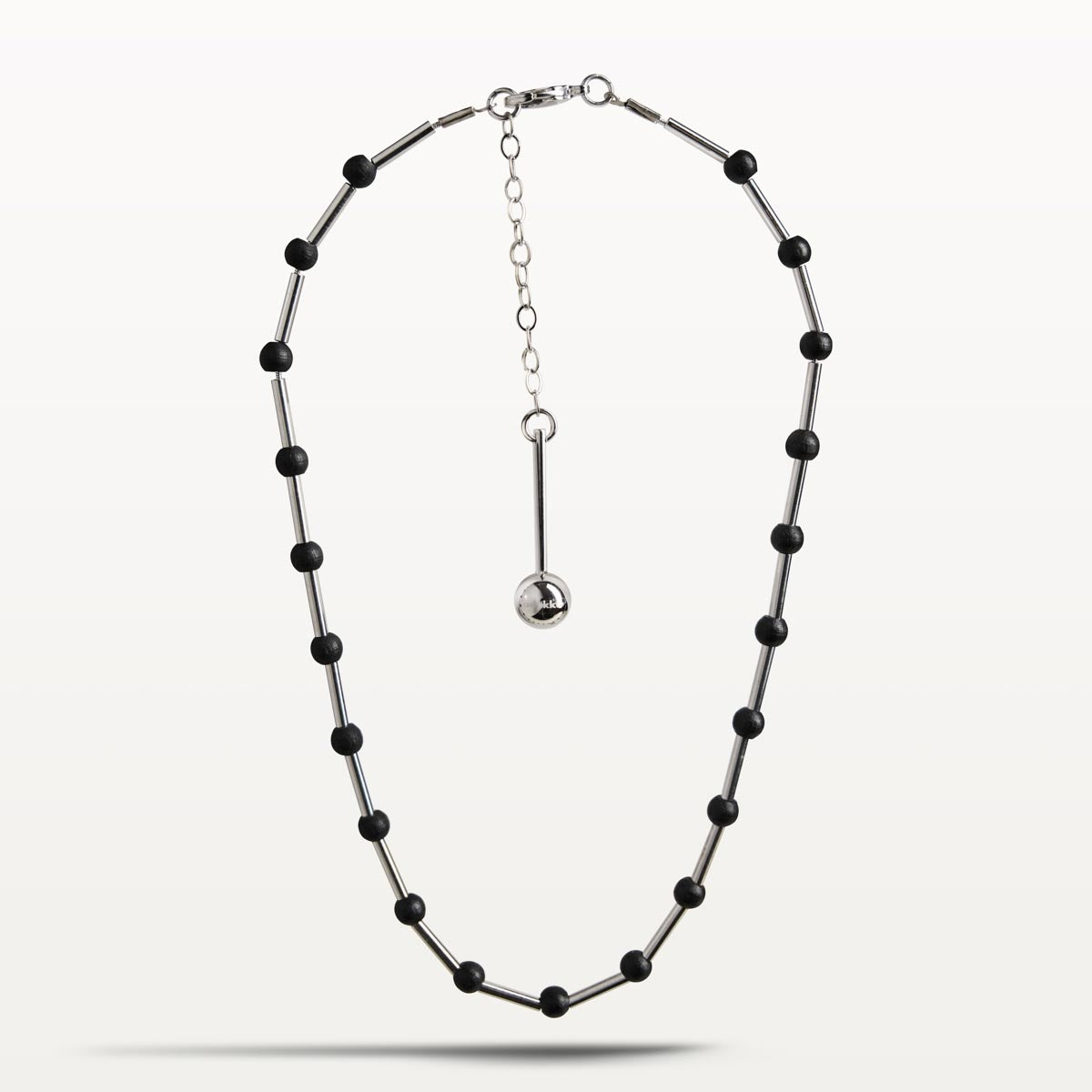 Mila necklace, black