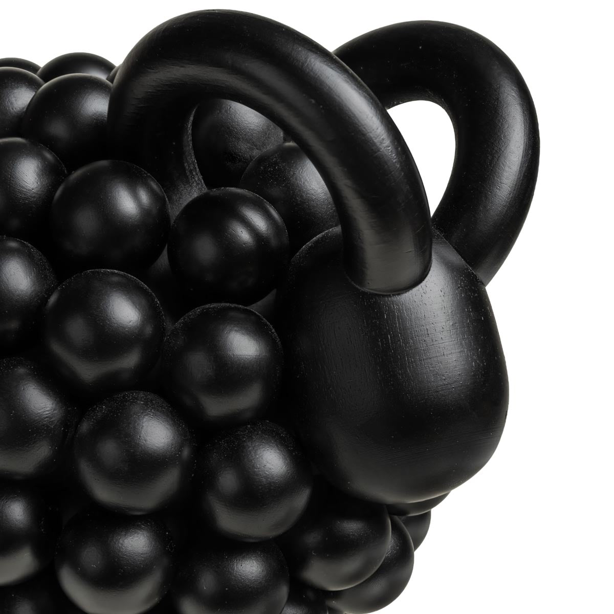 Juhlapässi figurine, black