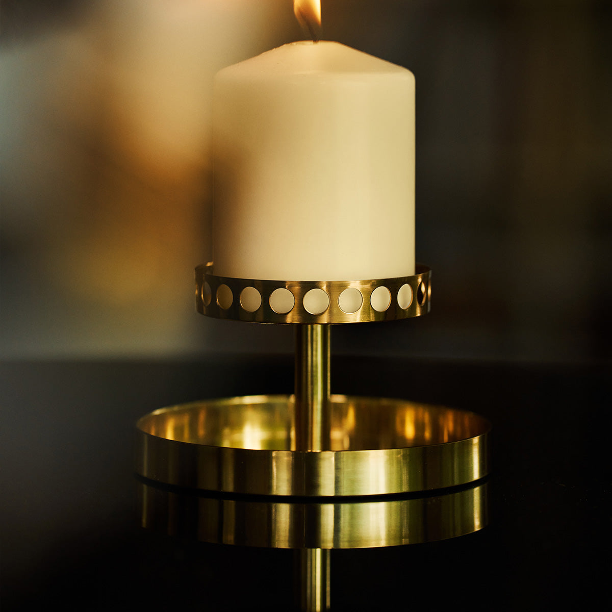 Kultatuikku candleholder, brass