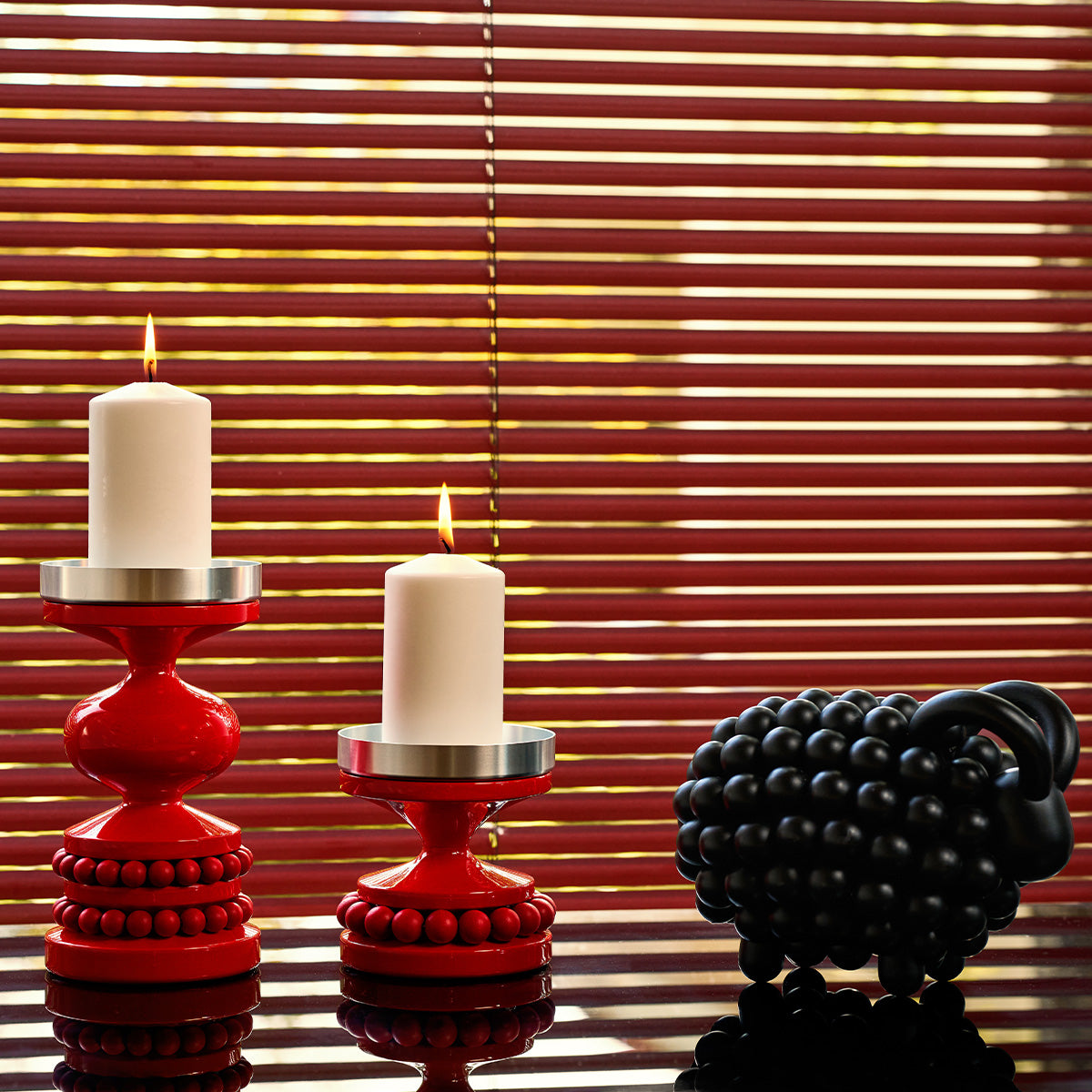 Keisarinna candleholder, red