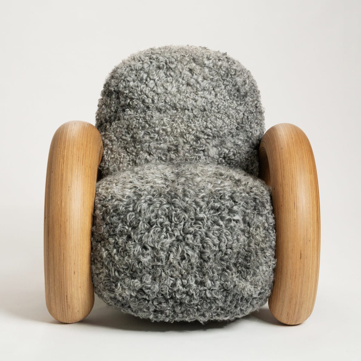 Ram lounge chair, Gotland sheepskin