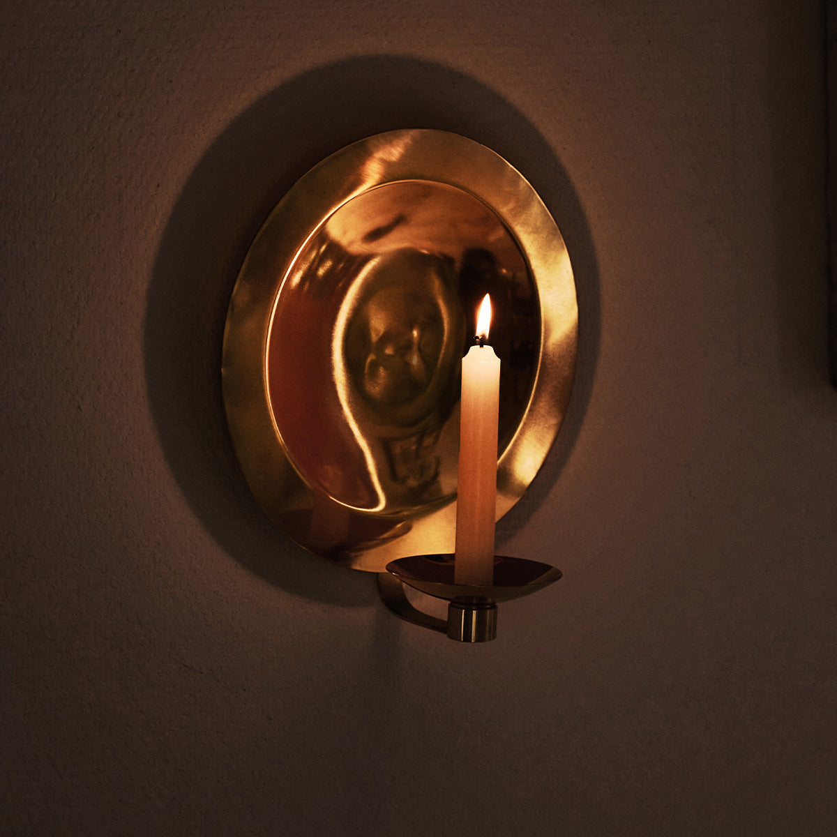 Uusikuu candle sconce, brass