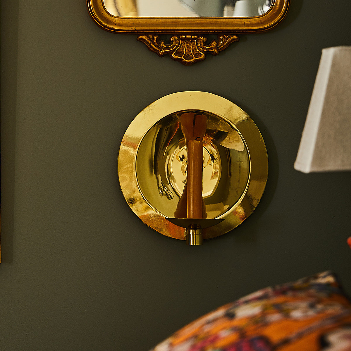 Uusikuu candle sconce, brass